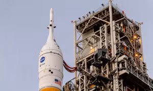 Ngày 29/8, phi thuyền của NASA bắt đầu sứ mệnh đầu tiên bay vào không gian