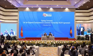 Học giả Indonesia đánh giá Việt Nam luôn giữ vững định hướng phát triển