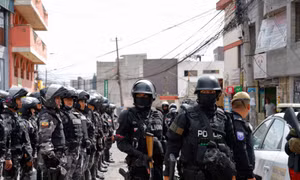 Ecuador tuyên bố trục xuất tù nhân người nước ngoài 