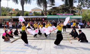 Lung linh sắc màu Ngày hội Văn hóa, Thể thao và Du lịch các dân tộc vùng Tây Bắc