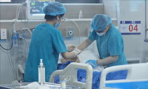 Nhiều thay đổi khi chuyển COVID-19 từ nhóm A sang B
