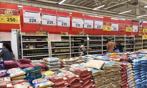 Thị trường nông sản tuần qua: Giá gạo Thái Lan, Việt Nam đều giảm