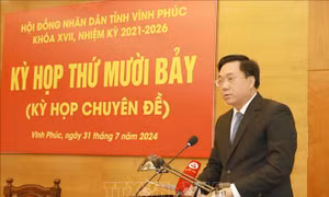 Phê chuẩn kết quả bầu Chủ tịch UBND tỉnh Vĩnh Phúc đối với ông Trần Duy Đông