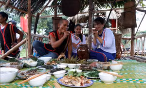 'Tết' đặc biệt của đồng bào Cor ở Quảng Ngãi