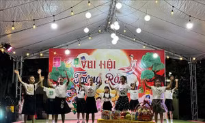Trung thu ấm áp cho các em thiếu nhi tại Lào