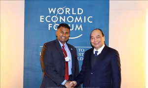 Thủ tướng Nguyễn Xuân Phúc tiếp lãnh đạo các Tập đoàn đa quốc gia bên lề WEF Davos 2019