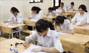 Ngày 24/5, Hà Nội công bố số lượng học sinh dự tuyển lớp 10 của từng trường Trung học phổ thông công lập