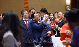 Thủ tướng Phạm Minh Chính gặp gỡ cộng đồng người Việt Nam tại Trung Quốc