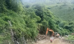Tập trung khắc phục hậu quả mưa lũ ở Mù Cang Chải