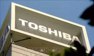 Toshiba tạm ngừng kế hoạch chia tách tập đoàn
