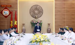Chủ tịch nước Võ Văn Thưởng thăm, làm việc tại Quân khu 5