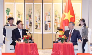 Tổng Bí thư Tô Lâm tiếp nguyên Tổng Lãnh sự danh dự Việt Nam tại Hàn Quốc