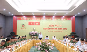 Tổng Bí thư Tô Lâm dự Hội nghị Đảng ủy Công an Trung ương 6 tháng đầu năm 2025