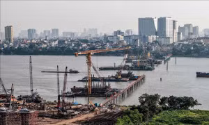 28 mũi thi công xuyên kỳ nghỉ lễ trên công trường cầu Trần Hưng Đạo