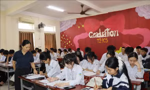 Kỳ thi tốt nghiệp THPT 2026: Lấp 'lỗ hổng' kiến thức, giúp học sinh vượt vũ môn