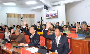 Hội đồng nhân dân tỉnh Kon Tum thông qua 22 Nghị quyết quan trọng
