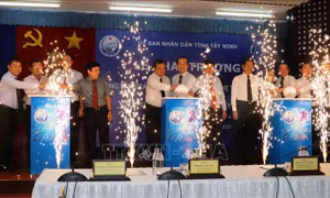Khai trương Trung tâm giám sát, điều hành đô thị thông minh tỉnh Tây Ninh