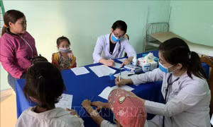 Trên 1.700 người dân huyện Nam Trà My được khám bệnh, phát thuốc miễn phí