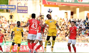 Bùng nổ bàn thắng tại vòng 7 V.League 2022