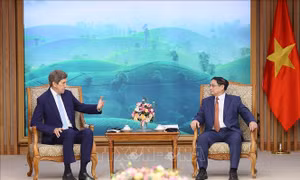 Thủ tướng Phạm Minh Chính tiếp Đặc phái viên của Tổng thống Hoa Kỳ về khí hậu John Kerry