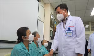 Nhiều bệnh nhân bị hoại tử xương vùng hàm mặt nghi do hậu COVID-19