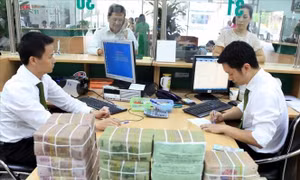 Đề xuất Chính phủ xem xét thực hiện chính sách tài khóa nghịch chu kỳ để thúc đẩy tổng cầu