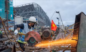 Hơn 15.500 kỹ sư, công nhân làm việc xuyên lễ trên đại công trường Phú Quốc