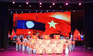 Hội diễn nghệ thuật quần chúng người Việt tại Lào