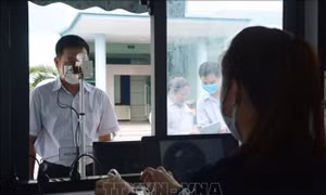 Nguyên Thứ trưởng Bộ GD-ĐT chế tạo máy đo thân nhiệt từ xa, giá thành rẻ