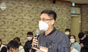 Tư vấn pháp luật, cảnh báo thủ đoạn lừa đảo cho lao động Việt Nam tại Gwangju, Hàn Quốc