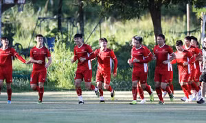 AFF Suzuki Cup 2018: Tuyển thủ Việt Nam mang chả lụa sang Philippines