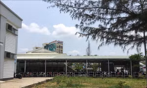 Nhà giữ xe của Bệnh viện Sản - Nhi Cà Mau đã hoạt động bình thường