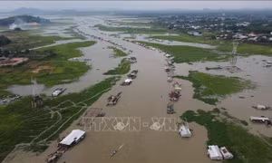 Mưa lớn, mực nước sông Đồng Nai dâng cao, cảnh báo ngập vùng thấp
