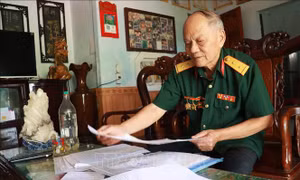Người cựu binh hơn 40 năm đi tìm đồng đội bằng ký ức và trái tim