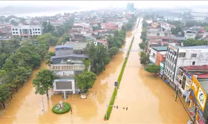 Cán bộ y tế kiên trì bám trạm, sẵn sàng cấp cứu bệnh nhân