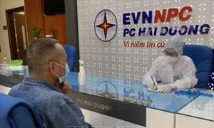 Khẩn trương triển khai các biện pháp cấp điện cho vùng dịch