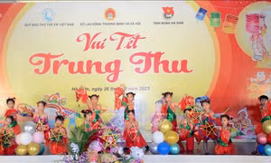 Tết Trung Thu cho trẻ em có hoàn cảnh đặc biệt, khó khăn tại Hà Nam