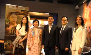 Công chiếu bộ phim điện ảnh lịch sử 'Thanh âm vượt đại dương' tại Hong Kong