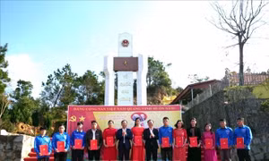 Tổ chức nhiều hoạt động ý nghĩa chào mừng 96 năm thành lập Đảng
