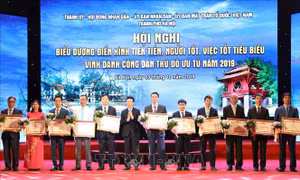 Hà Nội vinh danh 10 công dân Thủ đô ưu tú 2019