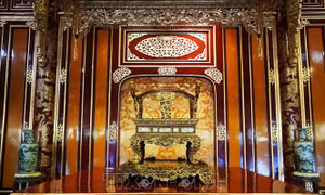 Bảo vật quốc gia 'Ngai vua triều Nguyễn' được trưng bày trở lại tại Điện Thái Hòa