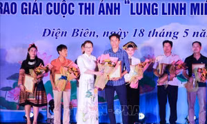 Phóng viên TTXVN đoạt giải Nhất cuộc thi ảnh 'Lung linh miền Hoa Ban' năm 2024