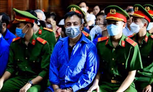 Xét xử vụ Bệnh viện Mắt TP Hồ Chí Minh: Nguyên Giám đốc Nguyễn Minh Khải xin khắc phục 1 tỉ đồng