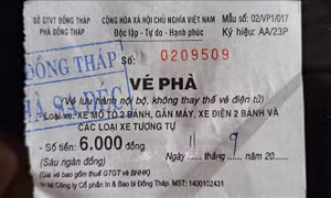 Lúng túng trong xử lý tiền thu vé phà thừa hàng trăm triệu đồng