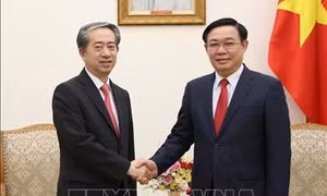 Phó Thủ tướng Vương Đình Huệ tiếp Đại sứ Trung Quốc