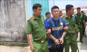 Khởi tố 4 đối tượng ở cơ sở cai nghiện chống người thi hành công vụ
