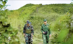 Xây dựng thế trận biên phòng toàn dân vững chắc vùng biên cương Tây Bắc