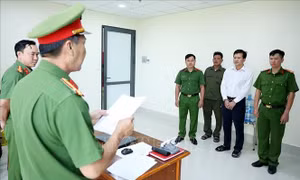 Khởi tố 3 bị can mua bán hóa đơn khống