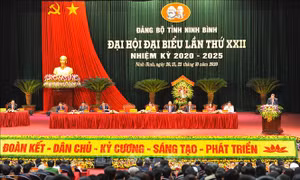Phát huy tinh thần trách nhiệm nêu gương của cán bộ, đảng viên - Bài 1: Nói đi đôi với làm