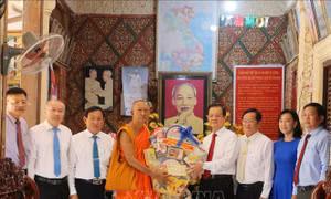 An Giang: Chúc mừng đồng bào Khmer nhân Tết cổ truyền Chôl Chnăm Thmây